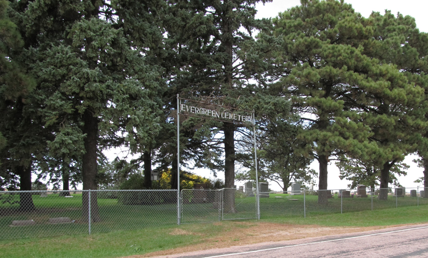 cemetery.jpg (487398 bytes)