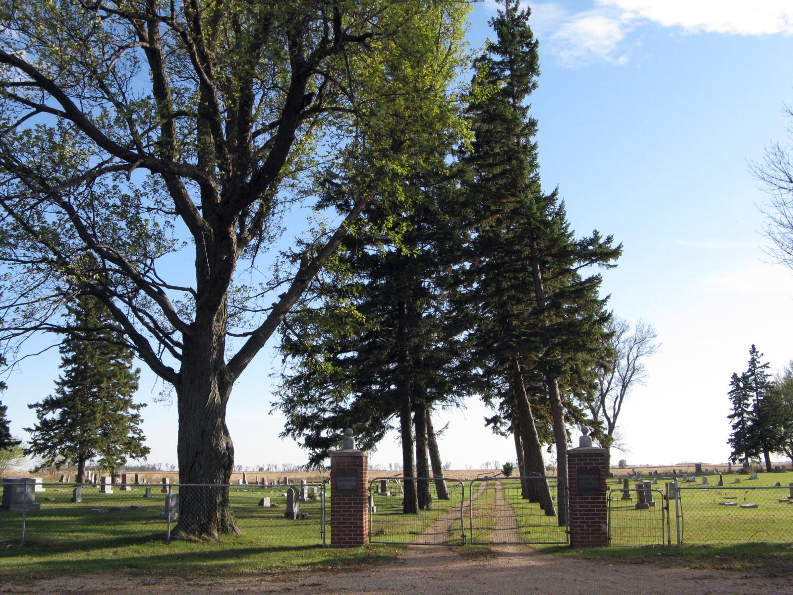 cemeteryview.jpg (428053 bytes)